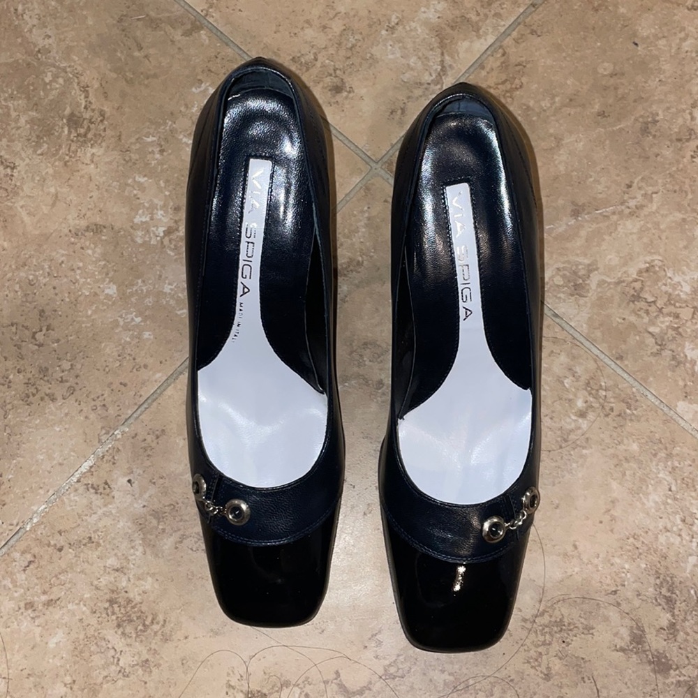 Via Spiga Heels, Size 7.5, Black